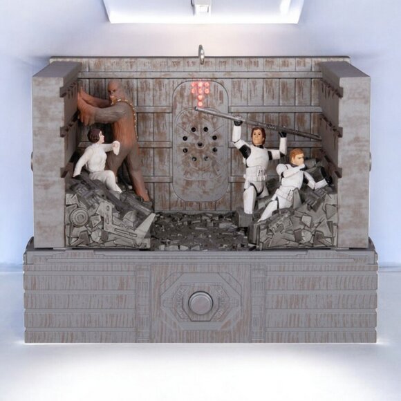 NIB 2024 Star Wars: A New Hope "Shut Down the Garbage Mashers!" Ornament! - Picture 2 of 7